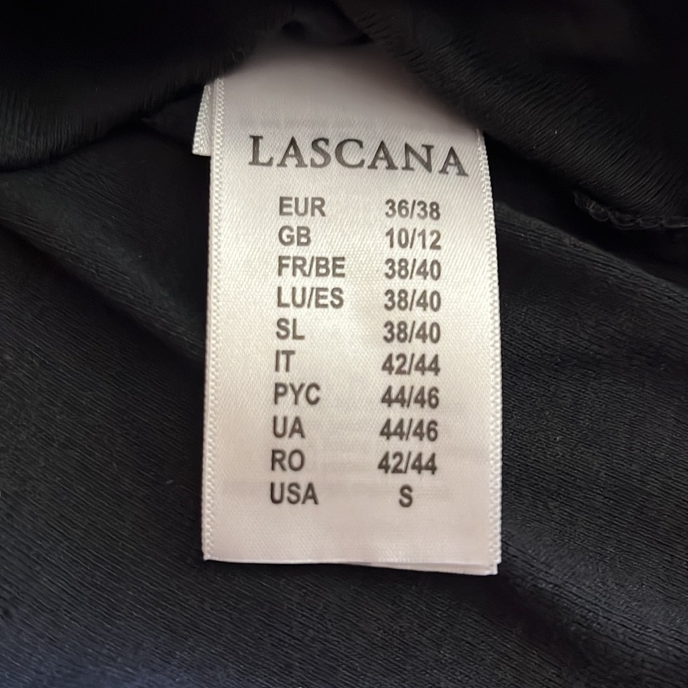 Lascana sleeveless black with gold sequins. Size Small. NWT - Picture 8 of 9
